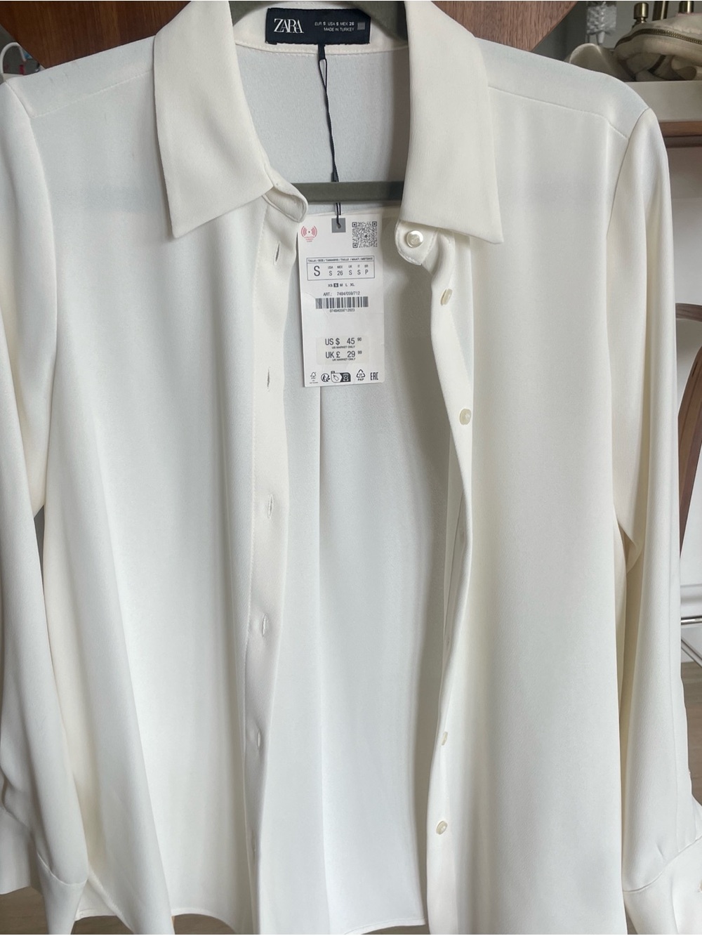 ZARA Men’s Cream-White Long-Sleeve Button Shirt
